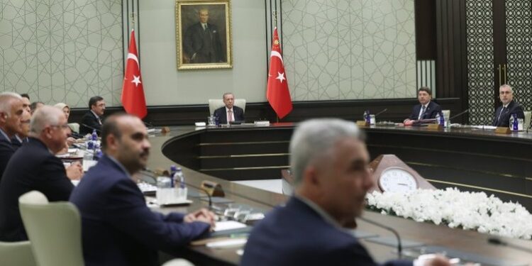 Kulis: Kabinede değişim her an açıklanabilir
