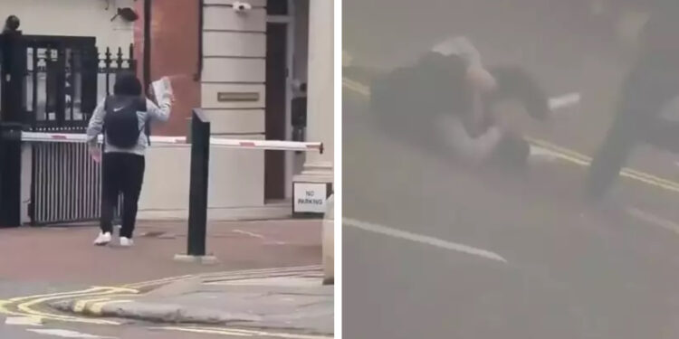 Londra’daki Türk Konsolosluğu önünde Kur’an-ı Kerim yakıldı