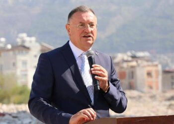 Lütfü Savaş, CHP Kurultayı’nın iptali için dava açtı