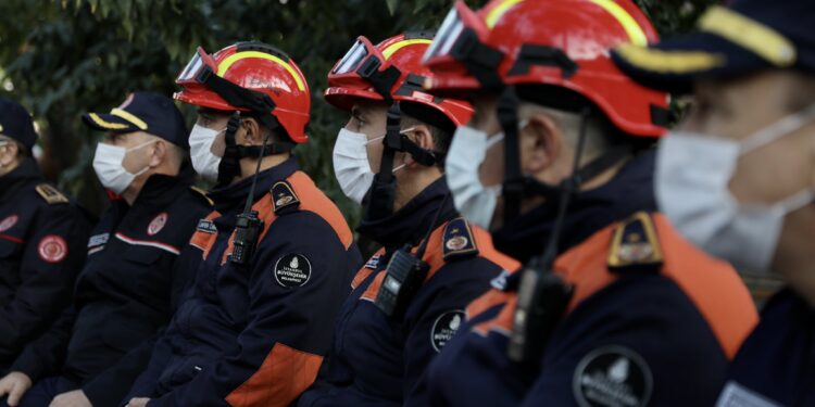 Mesai arkadaşları, itfaiye onbaşısını, o ise 'eşini' suçladı