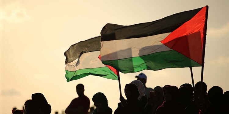 Mısır’dan, Filistinlilerin göç ettirilmesine tepki: Demografik yapıyı değiştirme yoluyla dayatılan çözümü reddediyoruz