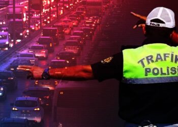 Onlar Tek Kuruş Ödemeyecek, Vatandaşa Hapis! Trafikte Çifte Uygulama: Yeni Dönemin Detayları Belli Oldu