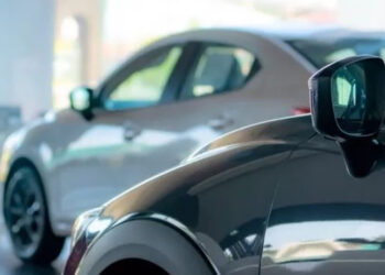 Otomotiv üretiminde düşüş, ihracatında artış