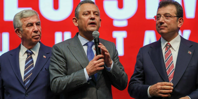 Özel, İmamoğlu ve Yavaş 'cumhurbaşkanı adaylığı' için bir araya geldi