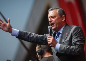 Özel, TÜSİAD gözaltılarına Mehmet Şimşek'le yanıt verdi