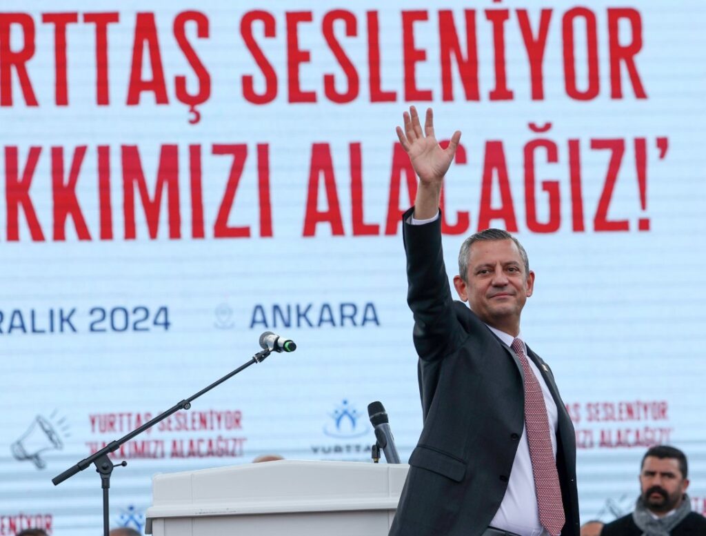 Özel, Yavaş'ı doğruladı, Erdoğan'a yüklendi!