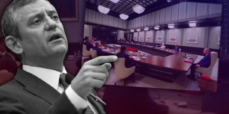 Özgür Özel'den Çarpıcı İddia: Cumhurbaşkanı'nı İşaret Etti, Kabinedeki Değişim İçin Net Tarih Verdi