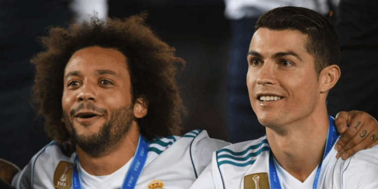 Real Madrid Efsanesiydi, Kariyerini Noktaladı