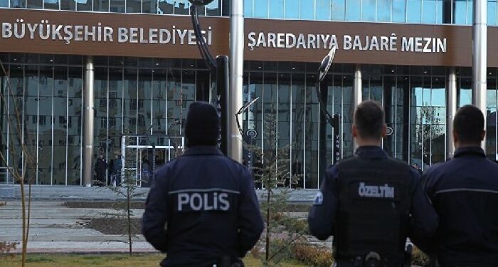 SON DAKİKA | Van Büyükşehir Belediyesi’ne kayyım atandı