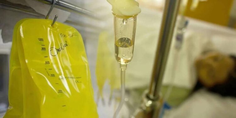 Sağlık Bakanlığı'ndan 'sarı serum' açıklaması: 'Hekim kararı ile yapılabilir'