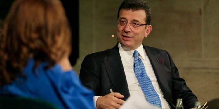 Sözcü yazarı: Bunlar İmamoğlu’nu şu veya bu nedenle tutuklayacaklar