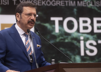 TOBB Başkanı Hisarcıklıoğlu, Dünya Odalar Federasyonu Başkanlığı'na yeniden seçildi