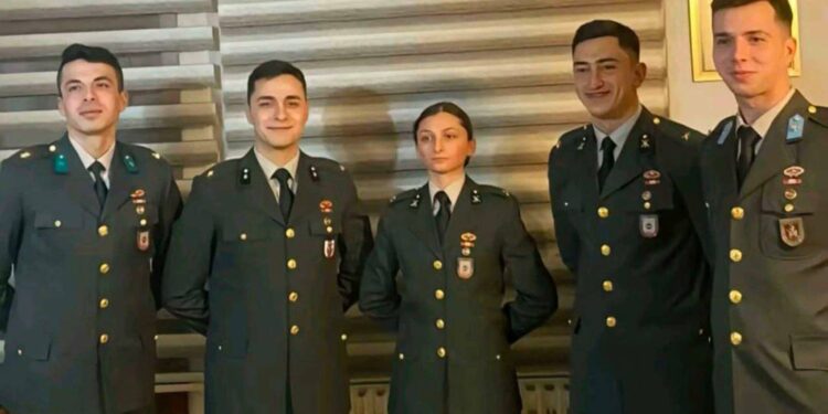 TSK'nın itibarını 5 teğmen mi, yoksa bu karar mı zedelemiştir?