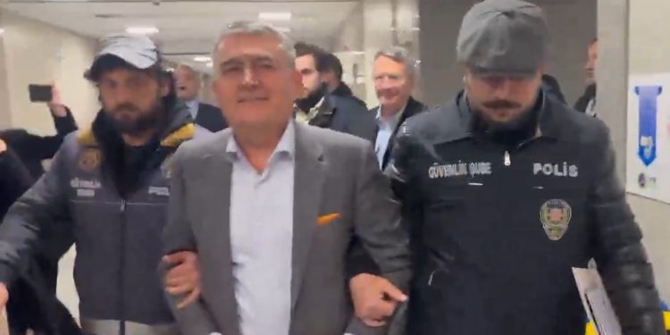 TÜSİAD yöneticileri, ‘yurt dışına çıkış yasağı’yla serbest bırakıldı
