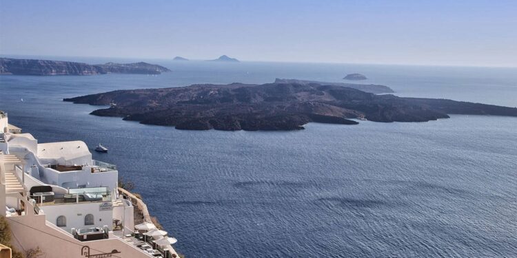 Tablo Vahim, Yetkililer Alarmda! Ege'de Zemin Deforme Oldu