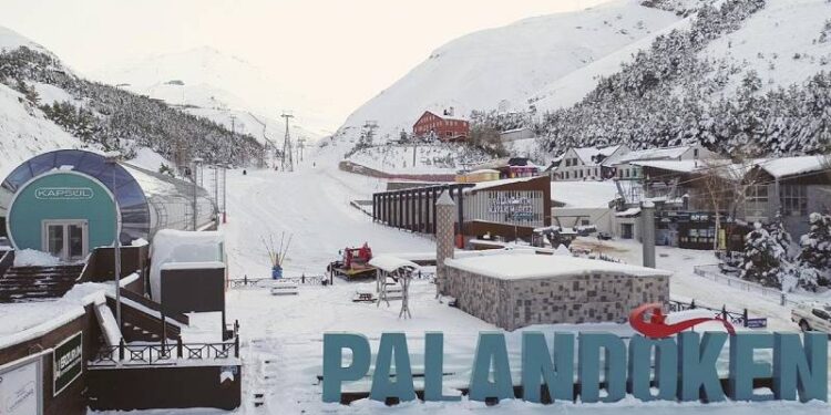 Turistler yer bulamıyor, fiyatlar 100 Bin TL’yi buldu