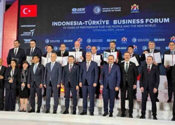 Türk savunma sanayisi şirketleri Endonezya'da stratejik işbirliği anlaşmalarına imza attı