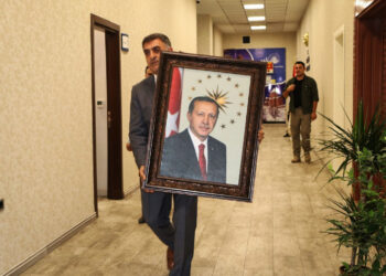 Üçüncü kez kayyım atanan Van Belediyesi, talan üstüne talan gördü