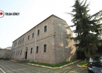 Valilik kültür merkezine el koydu: 15 tiyatro grubu evsiz kalacak