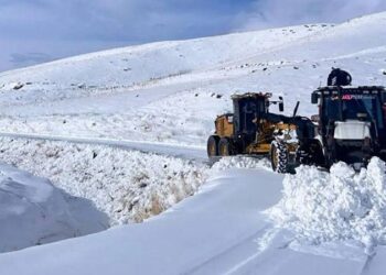 Van, Hakkari, Bitlis ve Muş'ta 523 yerleşim yerine ulaşım sağlanamıyor