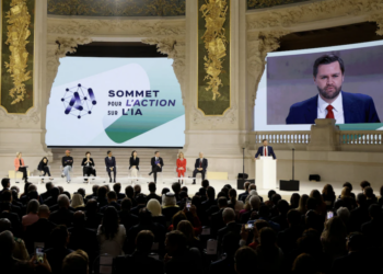 Vance’den AB’ye: Fazla kural yapay zekâyı öldürür