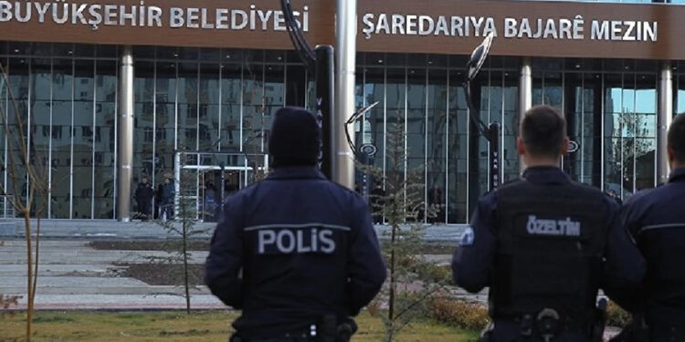 Van’da kayyım, su ve kanalizasyon ihalelerini iptal etti