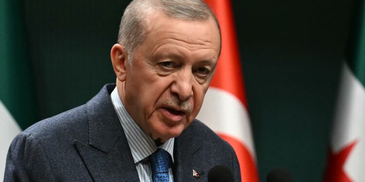 Yandaş kalem anket paylaştı, 'sonuç ürkütücü' dedi!