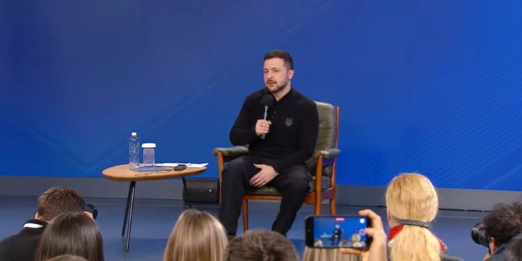 Zelenskiy: Barış olacaksa başkanlığı bırakmaya hazırım