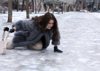 ‘Bu önlemleri almadan karlı havada dışarı çıkmayın’