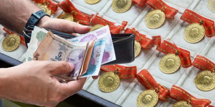 ‘Gram Altın Alamayacaksınız’ dedi: İslam Memiş Sıradaki Hamleyi Açıkladı: ‘O Hareketi Mutlaka Yapacak’