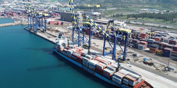 10 ilimiz 1 milyar doların üzerinde ihracat yaptı