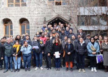 Sanatçılardan çağrıya destek: Üzerimize düşeni yapmaya hazırız