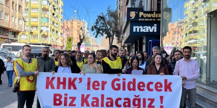 Emekçiler 124 haftadır eylemde