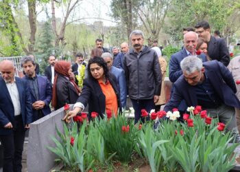 Vedat Aydın mezarı başında anıldı: Failler belli