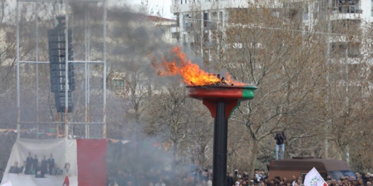Amed Barosu ve ÖHD’den Newroz raporu