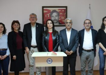 DEM Parti’den Sol Parti ziyareti: Demokratik ortamda mücadele sürmelidir