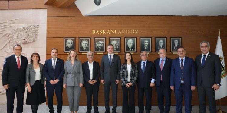 DEM Parti TBB’yi ziyaret etti