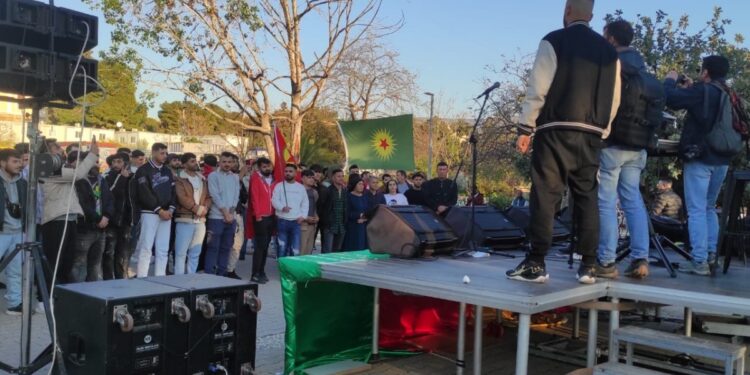 Atina’da Newroz kutlaması