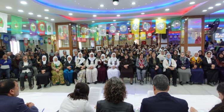 Halk buluşmalarında tarihi çağrının toplumsallaşmasına vurgu