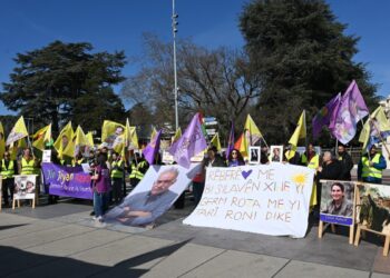 Kadınlar BM önünde: Özgürlük mücadelemizle demokratik toplum temelini atıyoruz
