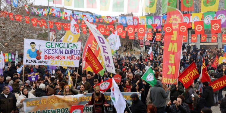 Dêrsim Newrozu’nda ortak mücadele vurgusu