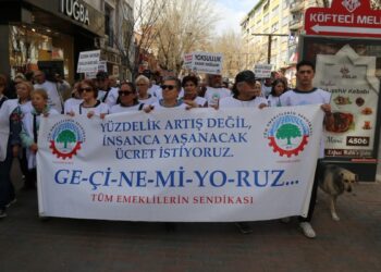 Emeklilerden Erdoğan’a: Çay simit hesabını tekrar yapsın