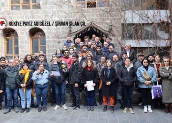 Sanatçılar: Adımlar karşılıklı olmalı, herkes destek vermeli