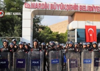 Mêrdîn’de 26 kişiye ‘kayyım protestosu’ davası