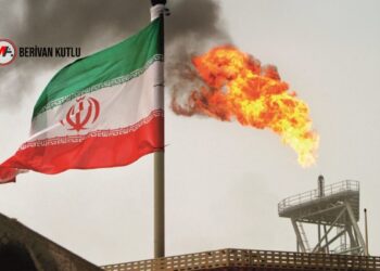 ‘İran’da ekonomi felç oldu, çöküş kapıda’