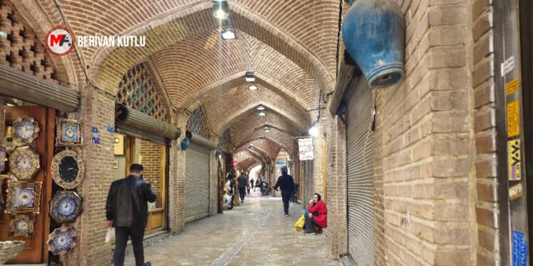 İran’daki ekonomik kriz bayram alışverişine yansıdı