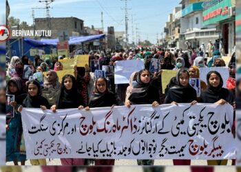 Saldırıları duyuran Beluc gazeteciler hedefte