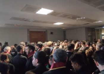 İstanbul Barosu davasında salon gerginliği