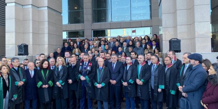 İstanbul Barosu yönetimi görevden alındı | YENİLENDİ