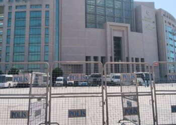 İmamoğlu’nun yolsuzluk soruşturmasındaki ifadesi tamamlandı
